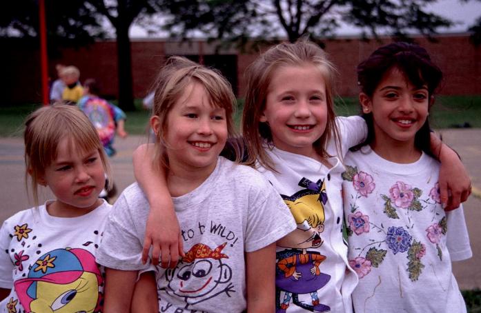 E&J&rest.JPG (56697 bytes)