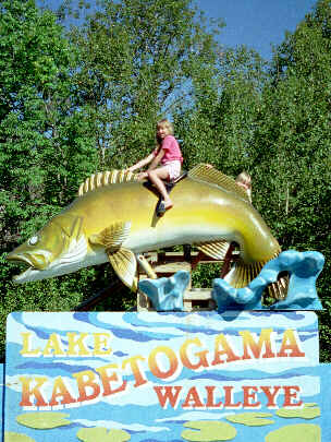 Kabetogama.jpg (32595 bytes)